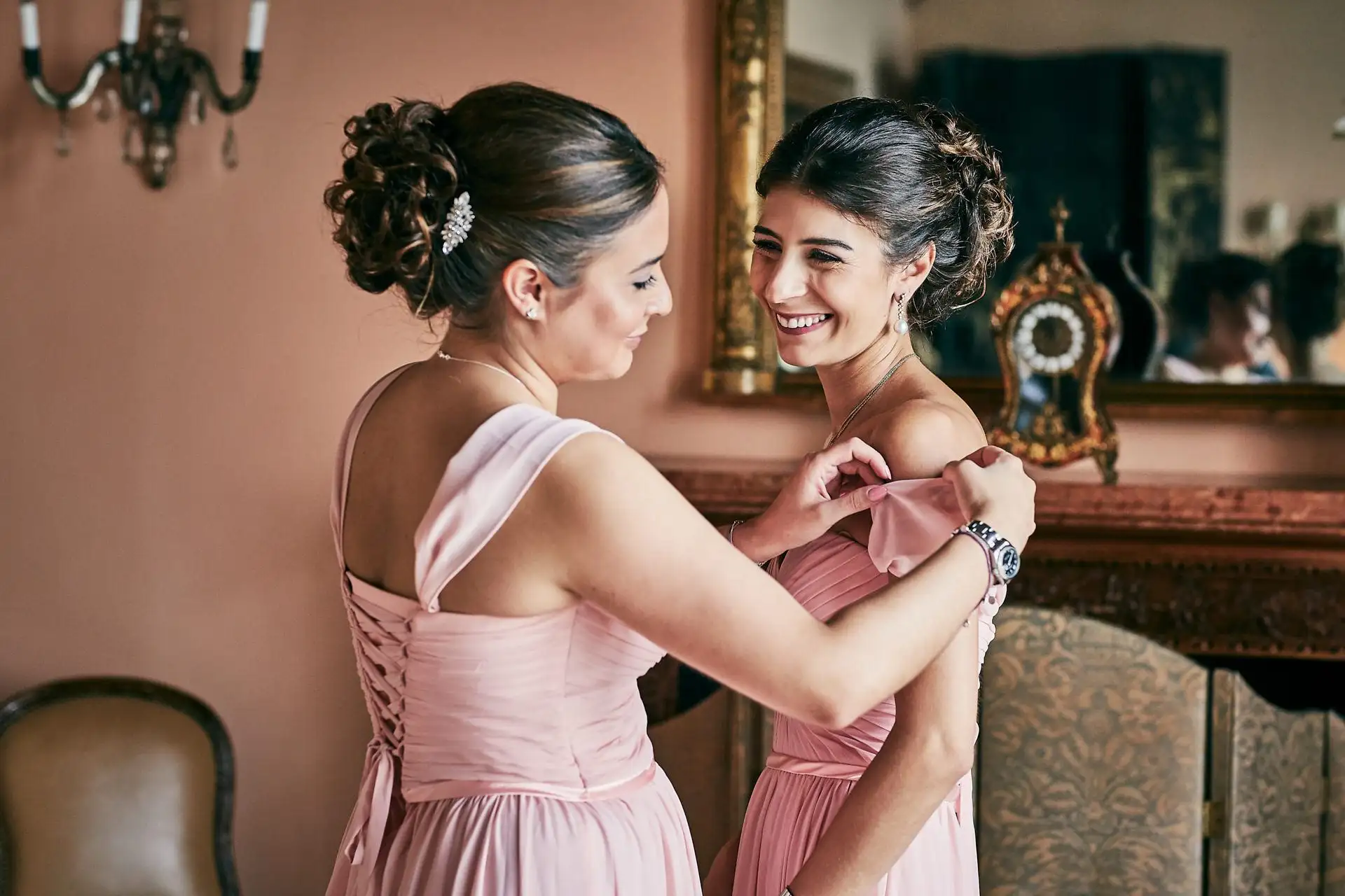 bride getting ready photos