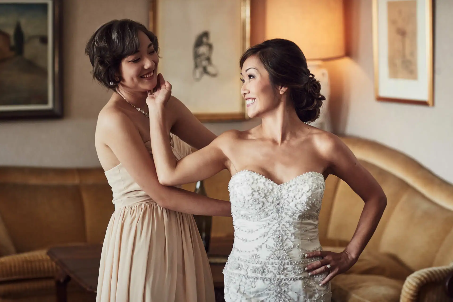 bride getting ready photos