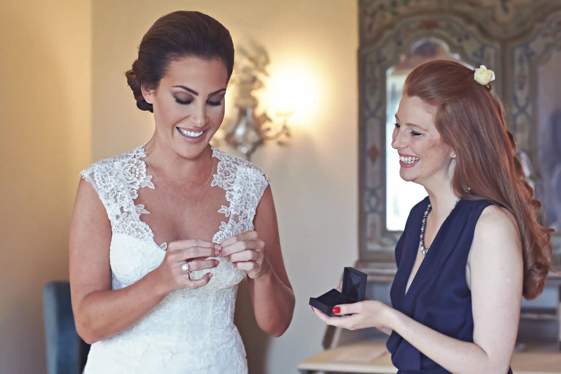 bride getting ready photos