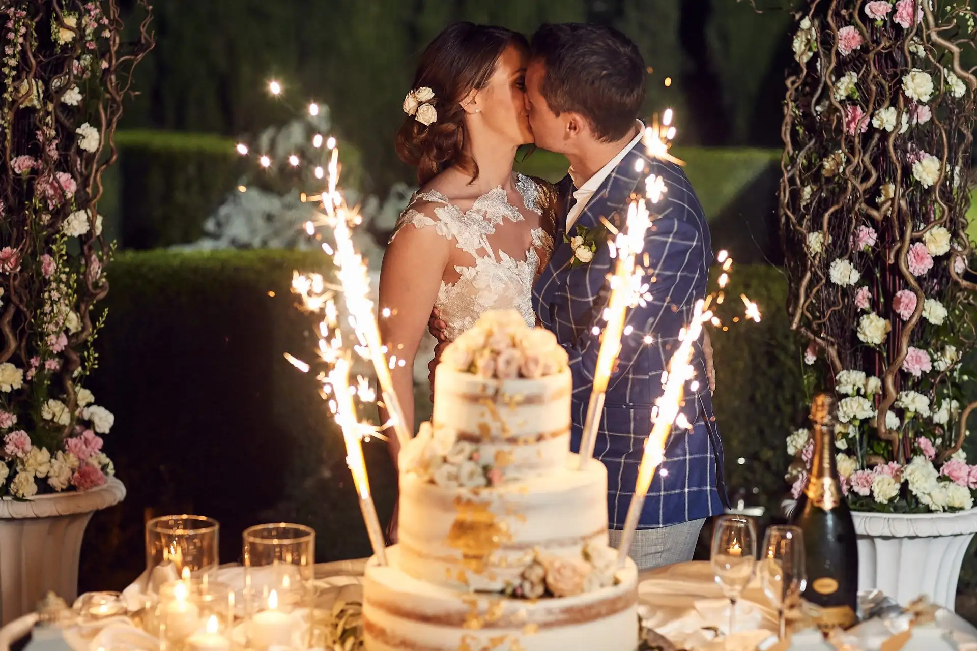 italian wedding cake party