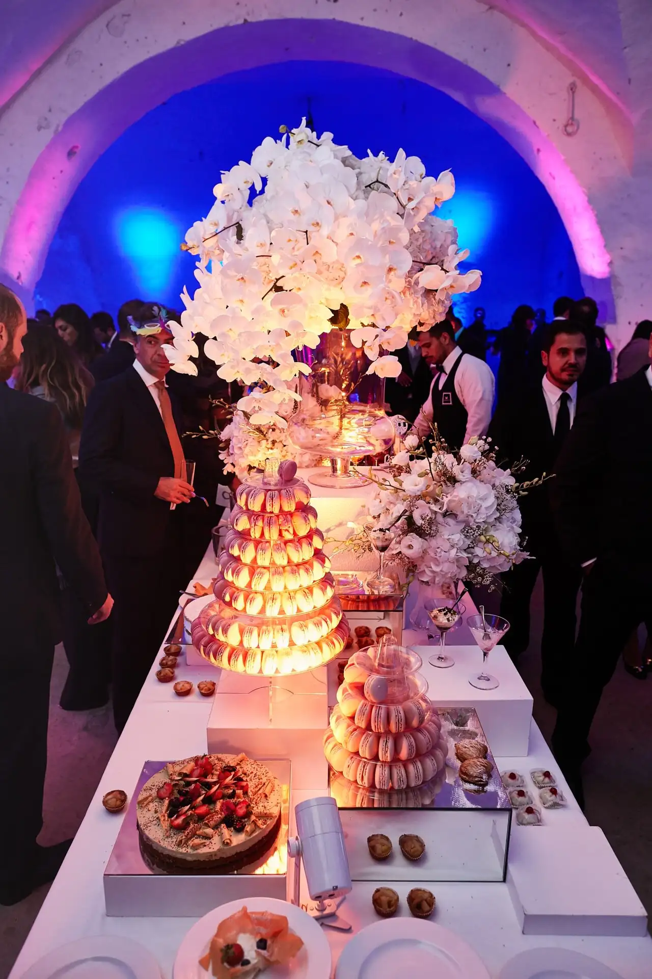 italian wedding cake party
