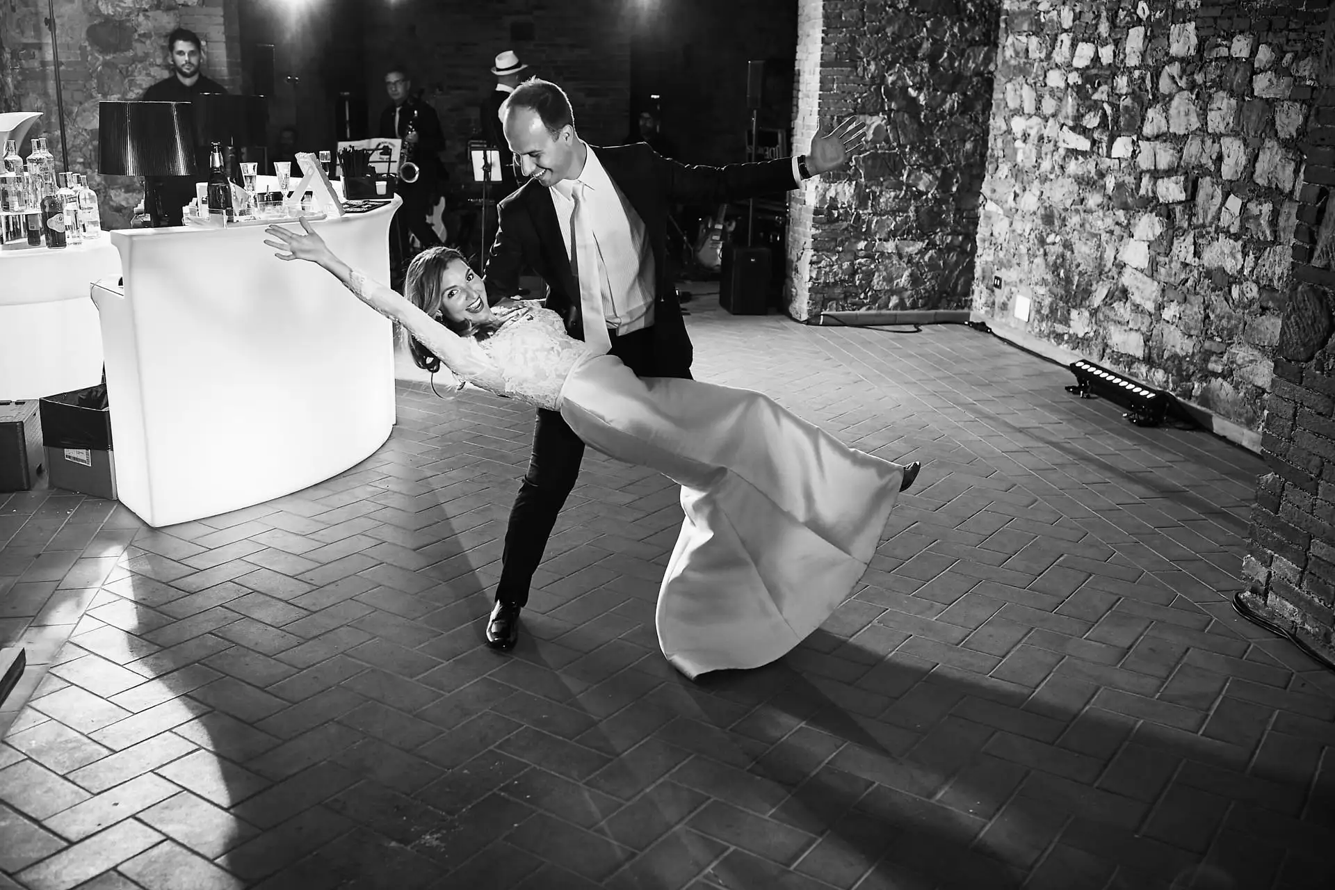 italian wedding cake party