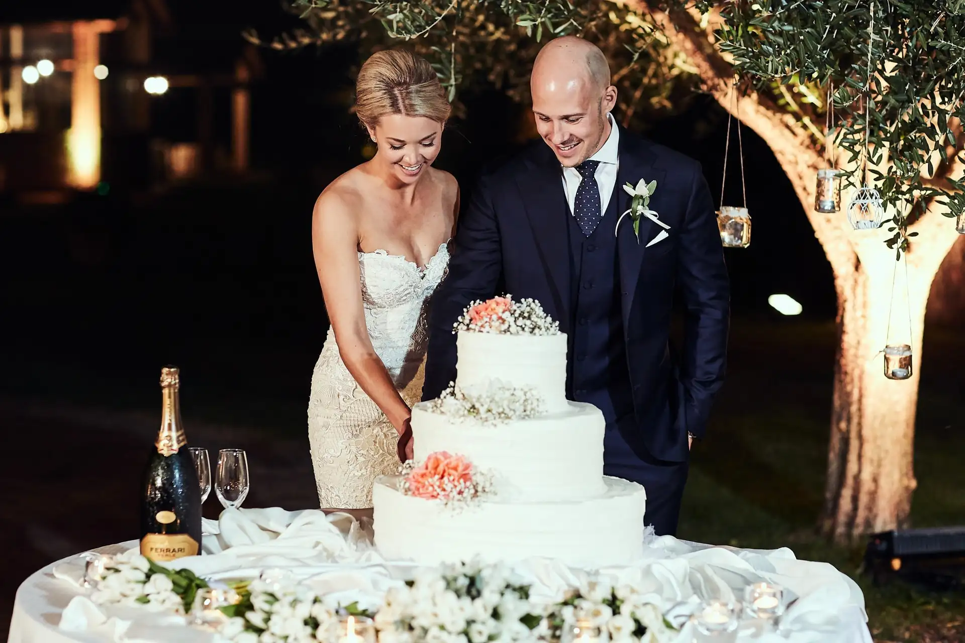 italian wedding cake party