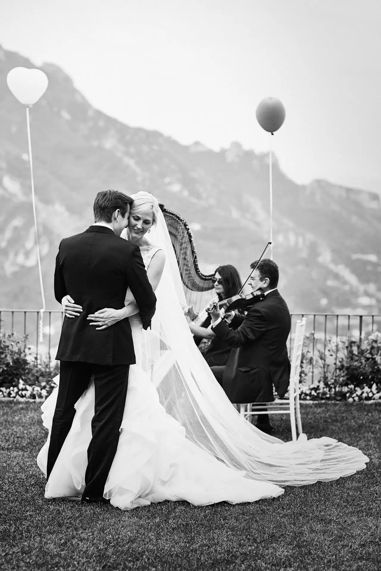 italian wedding cake party