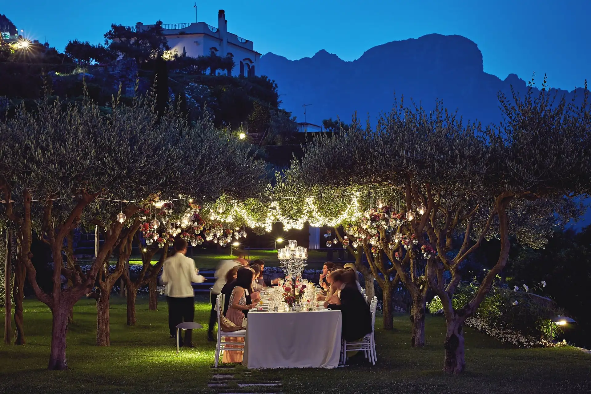 italy wedding reception decor