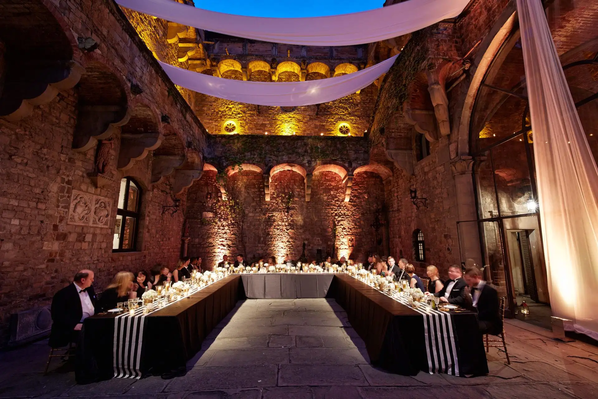 italy wedding reception decor