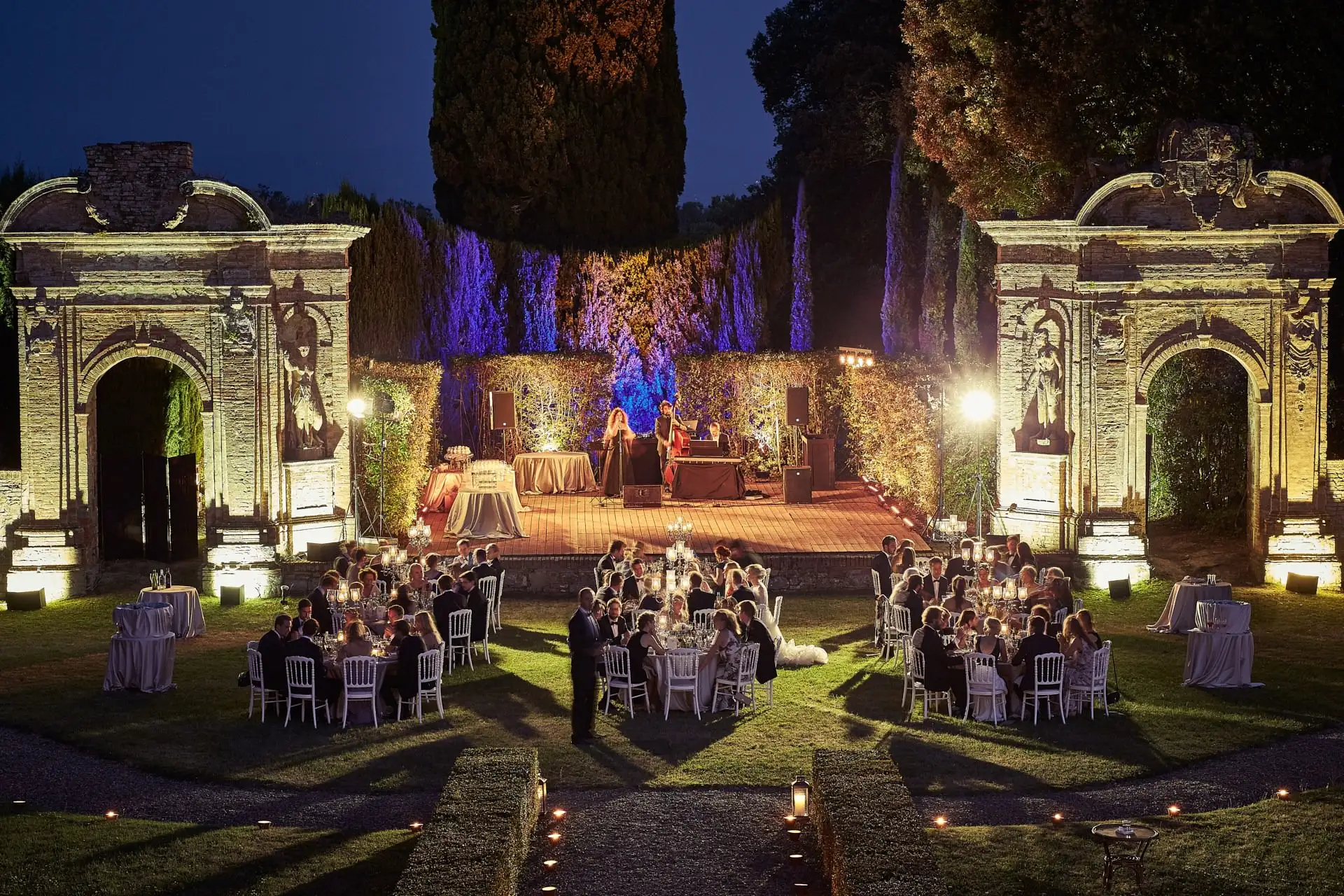 italy wedding reception decor
