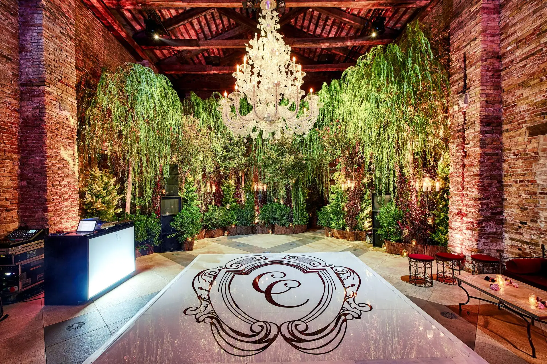 italy wedding reception decor