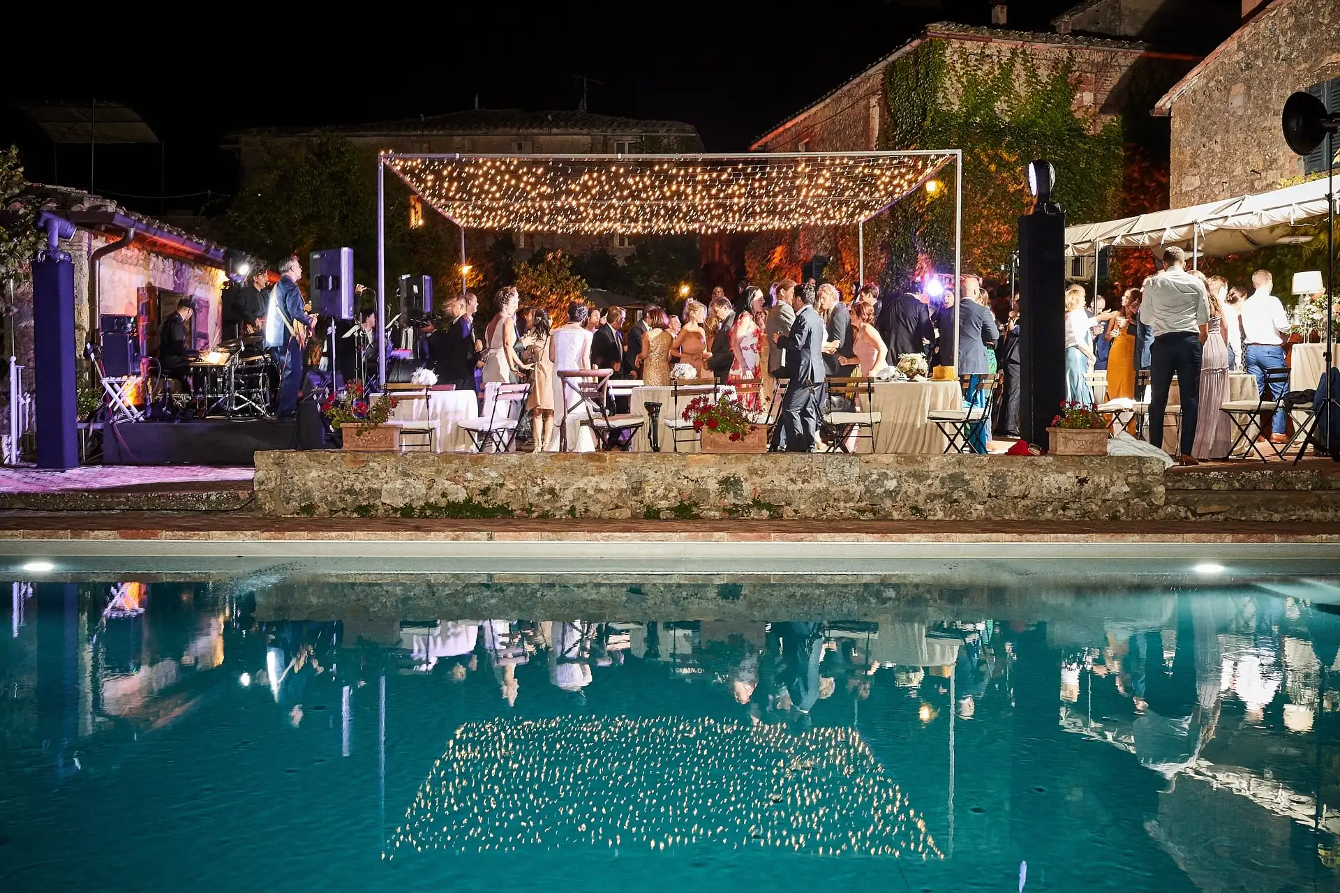 autumn wedding in tuscany