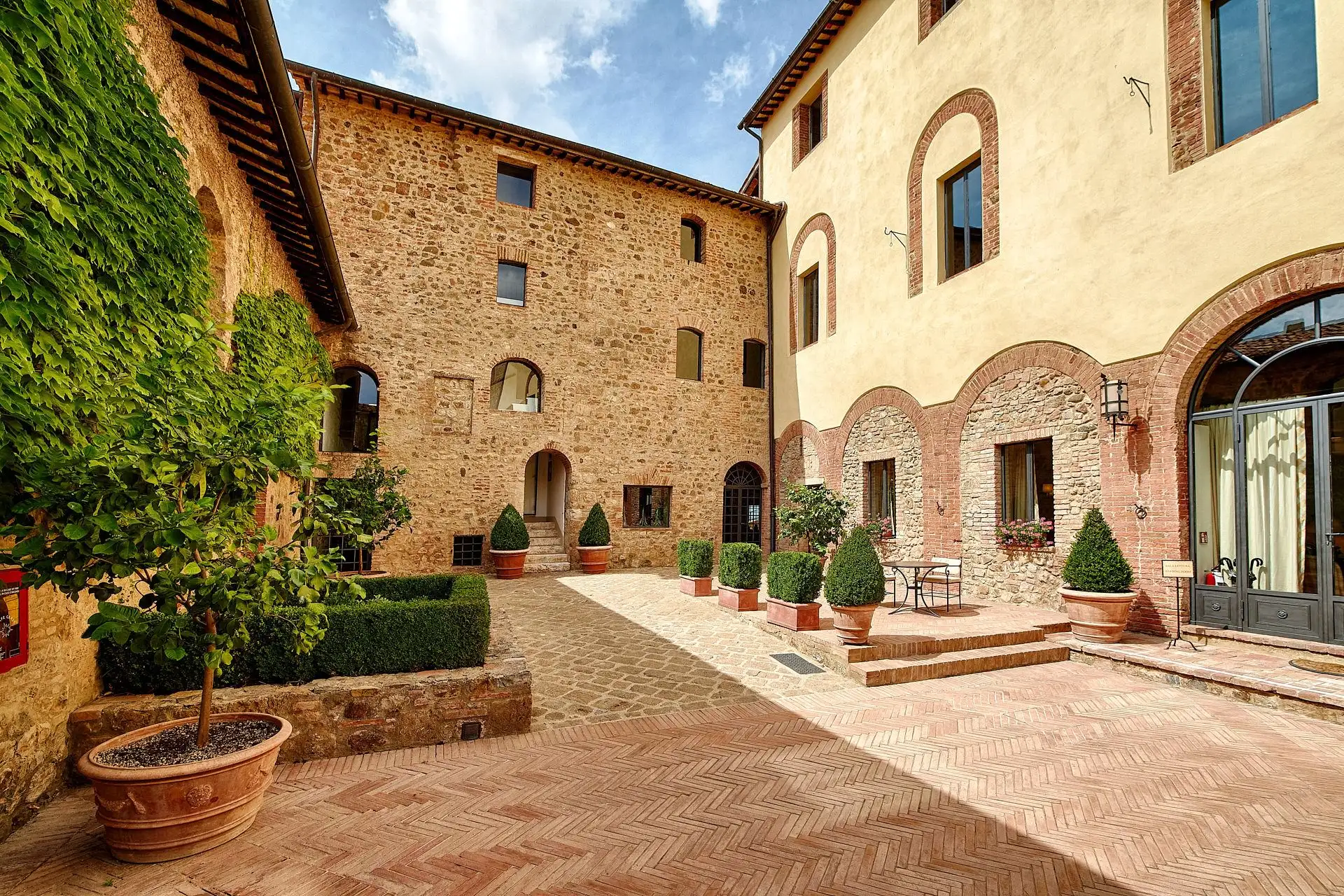 castello di banfi wedding elopement