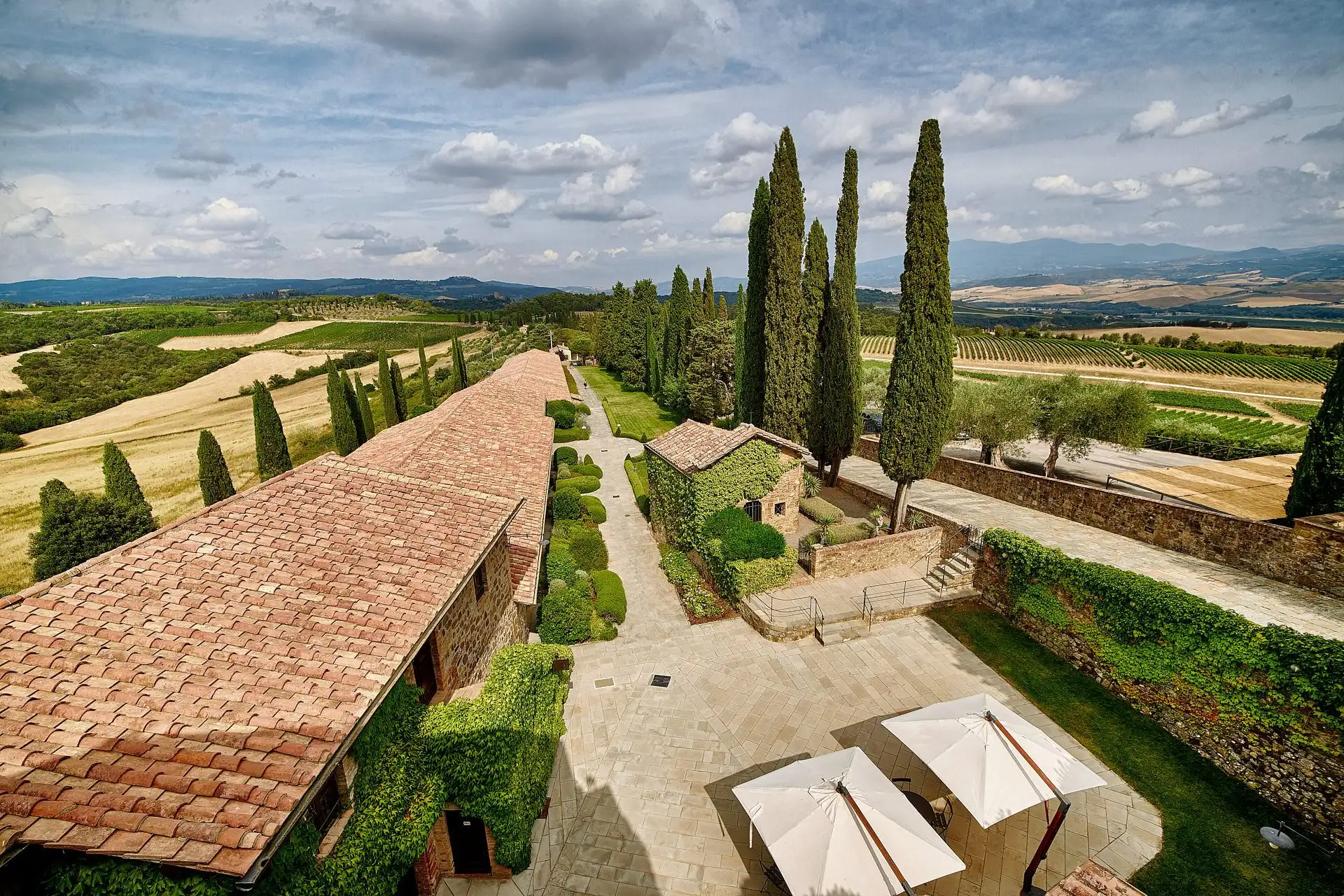 castello di banfi wedding elopement