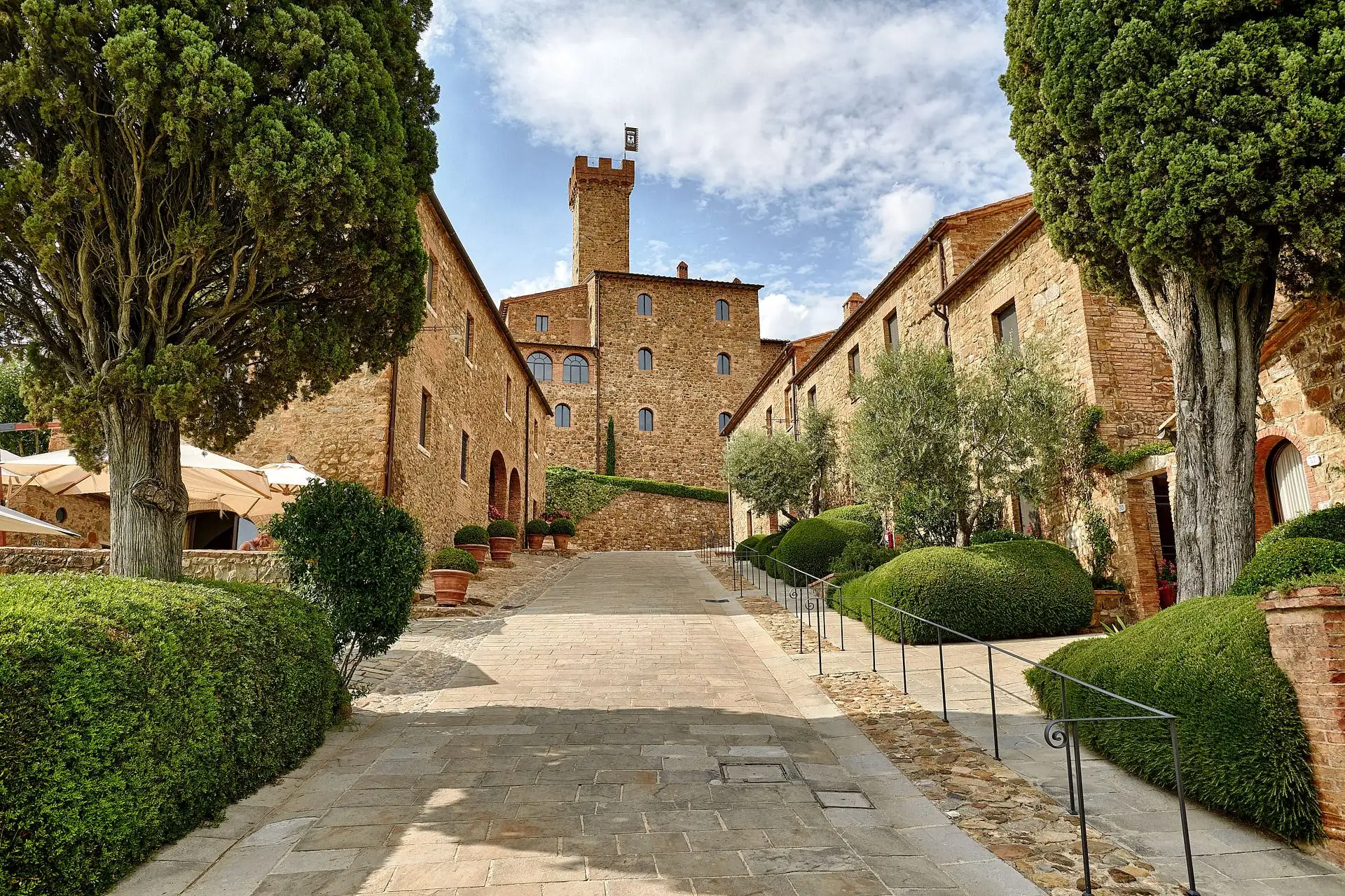 castello di banfi wedding elopement