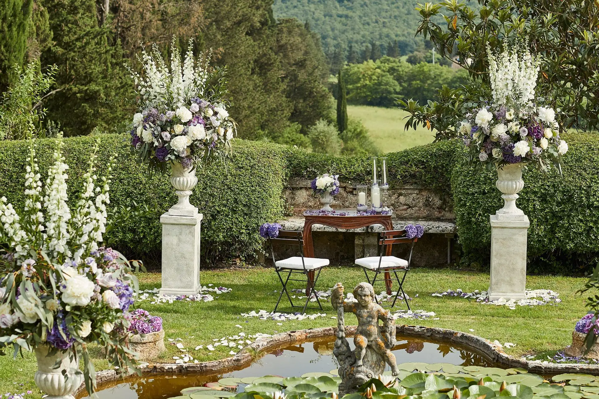 elegant english wedding near siena
