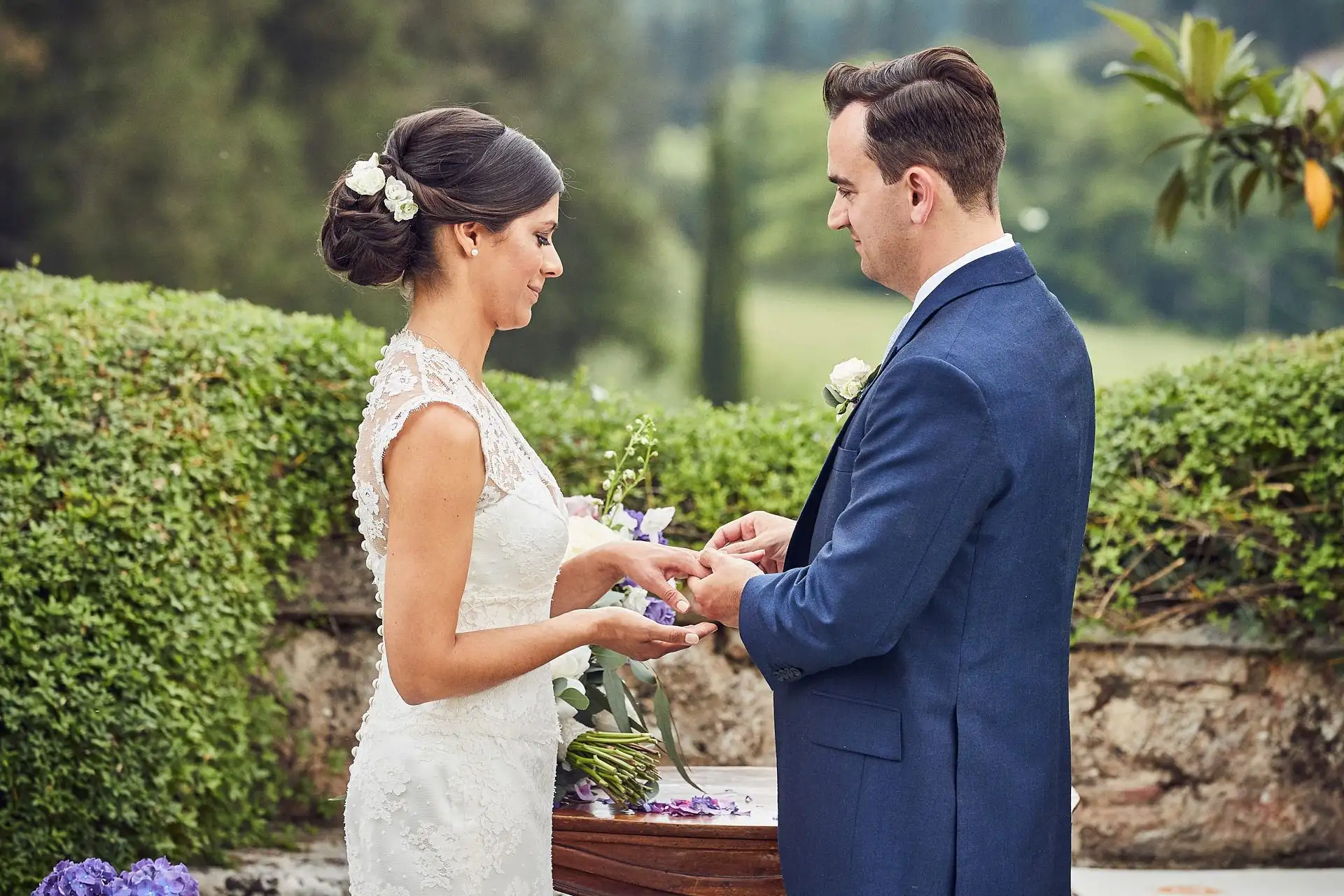 elegant english wedding near siena