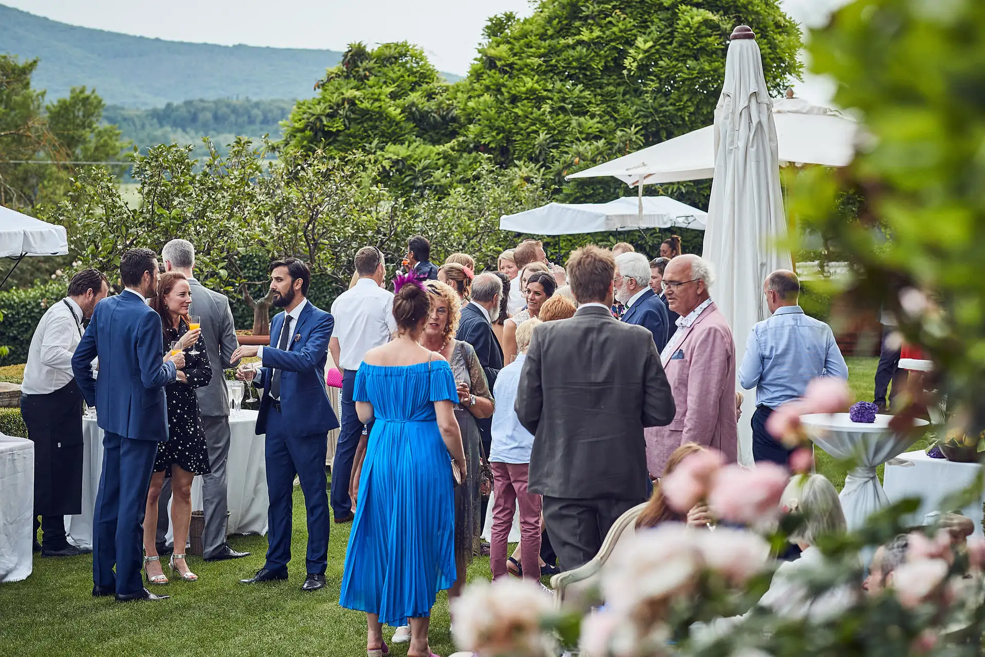elegant english wedding near siena