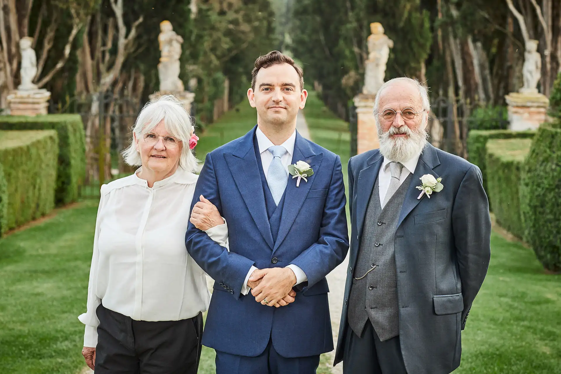 elegant english wedding near siena