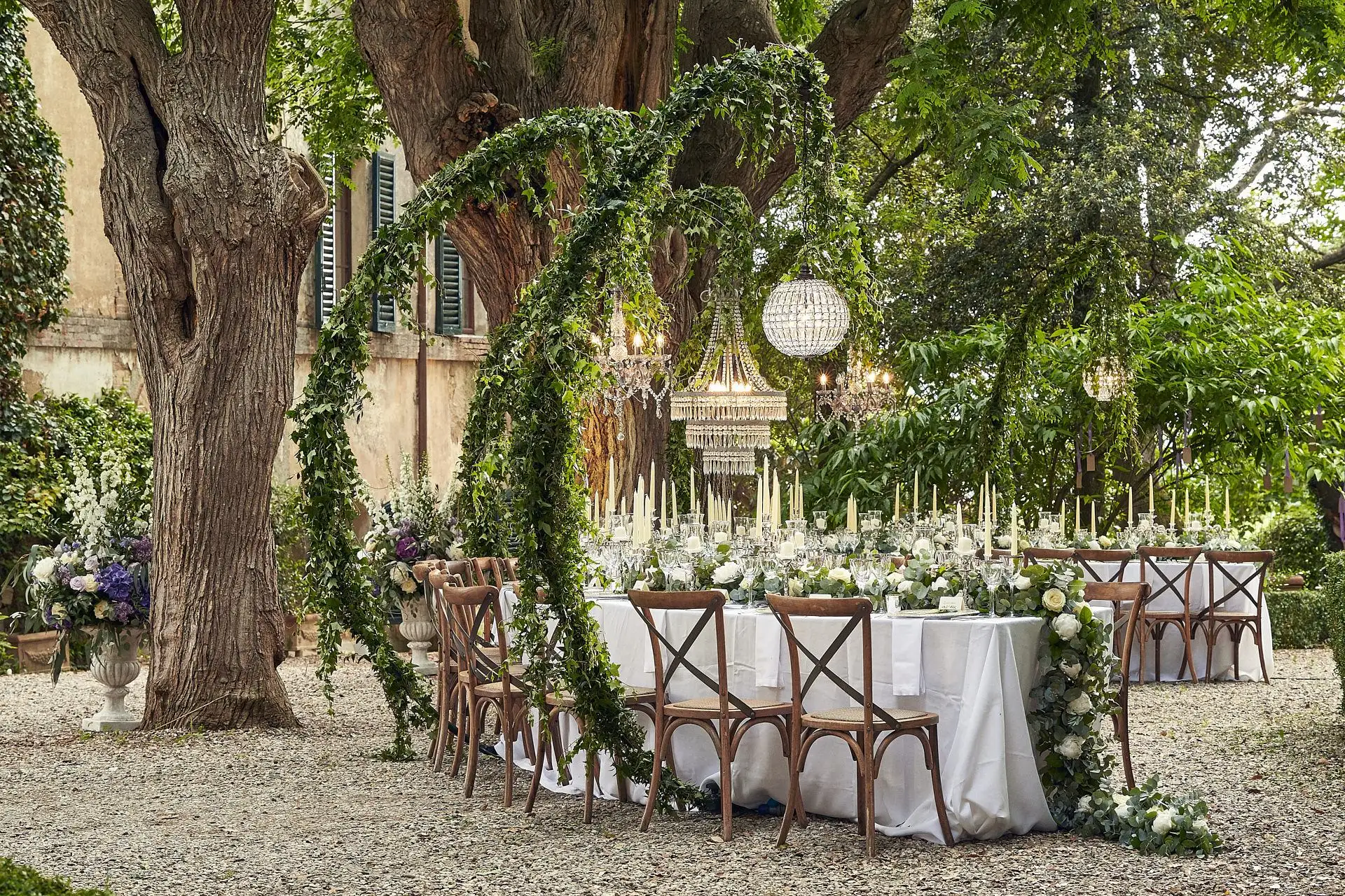 elegant english wedding near siena