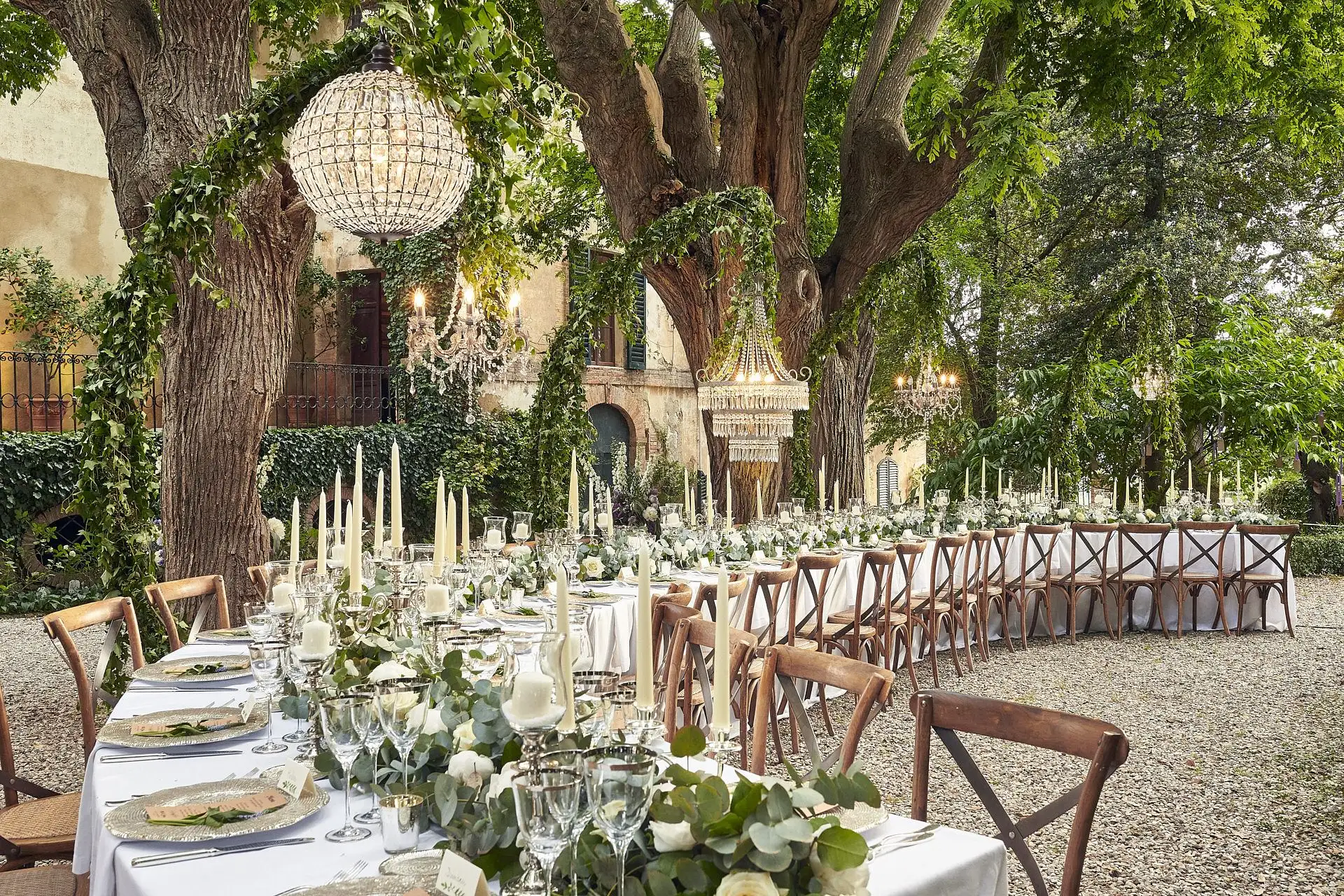 elegant english wedding near siena