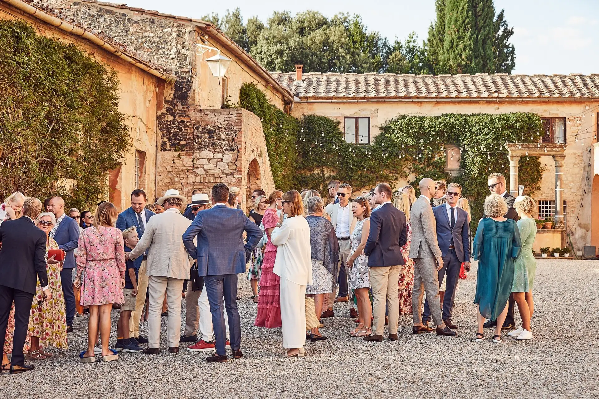elegant family style welcome dinner