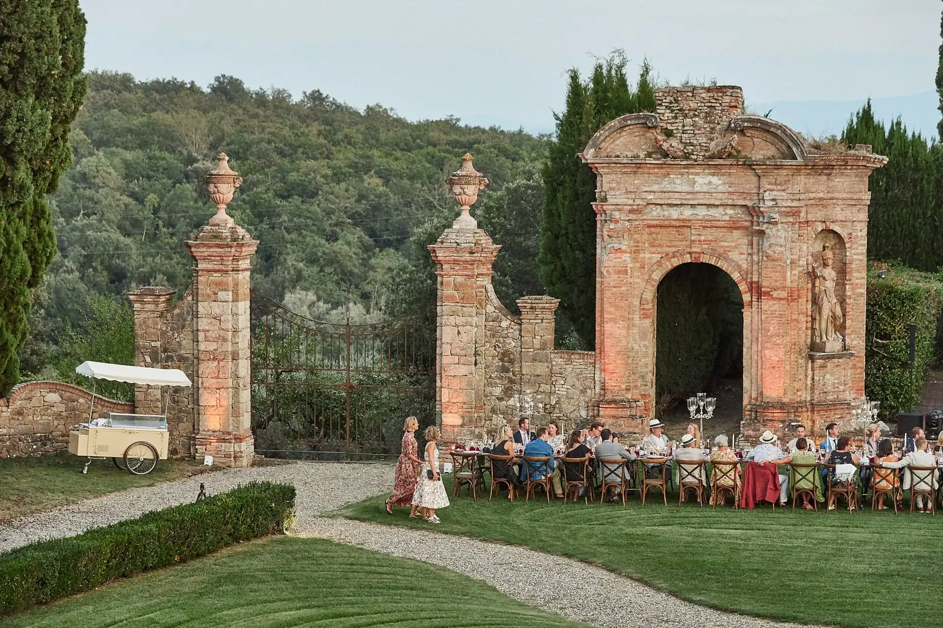 elegant family style welcome dinner