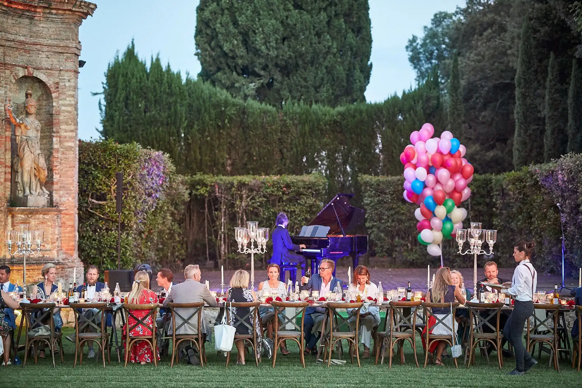elegant family style welcome dinner