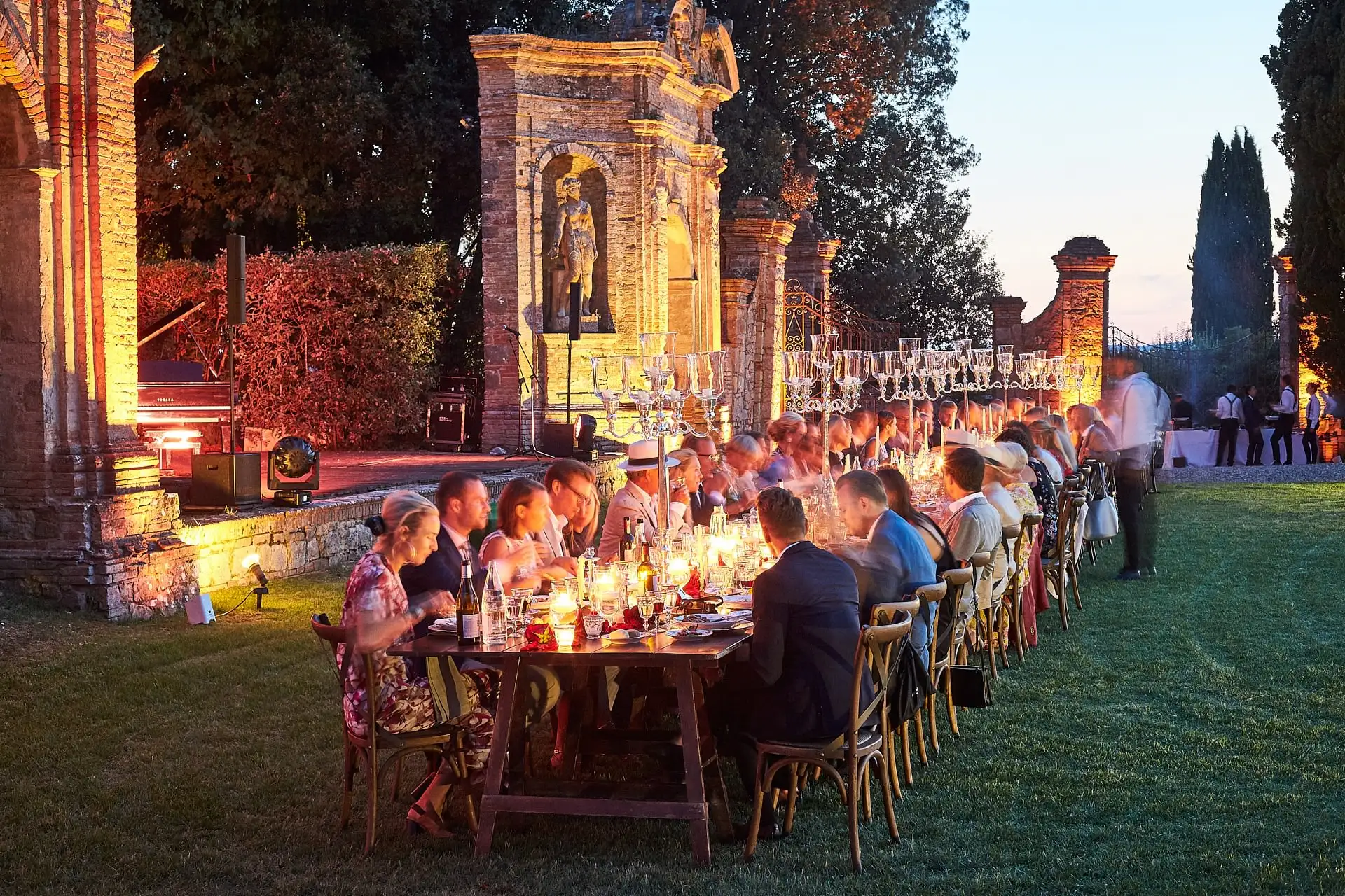 elegant family style welcome dinner