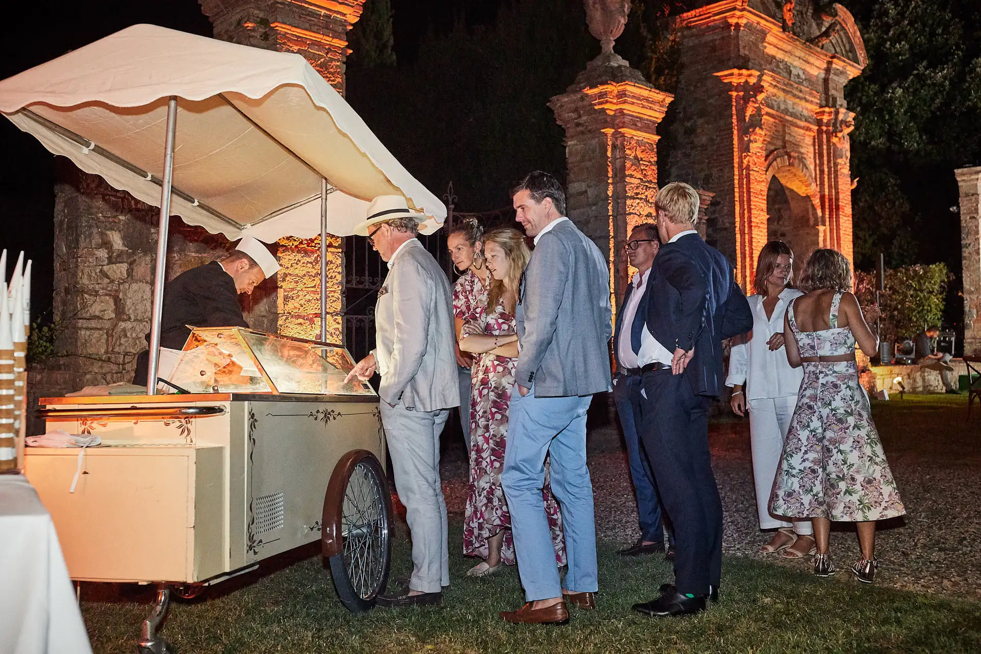 elegant family style welcome dinner