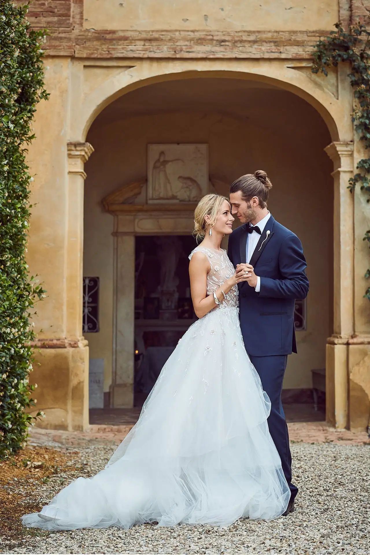 elopement in tuscany