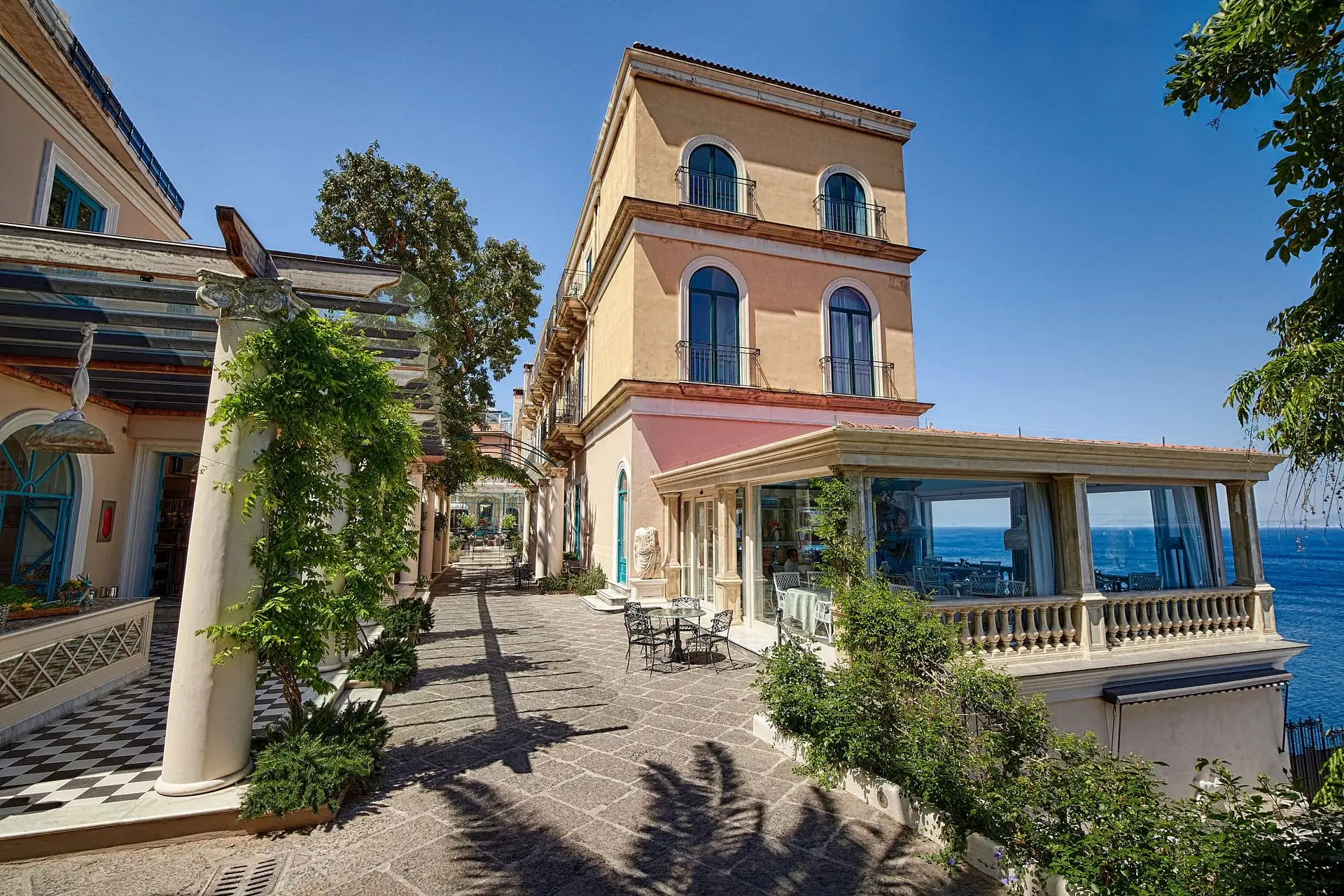 hotel bellevue syrene wedding sorrento