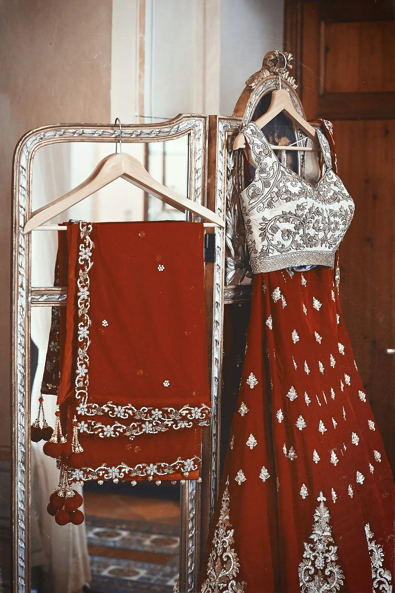 indian wedding in tuscany