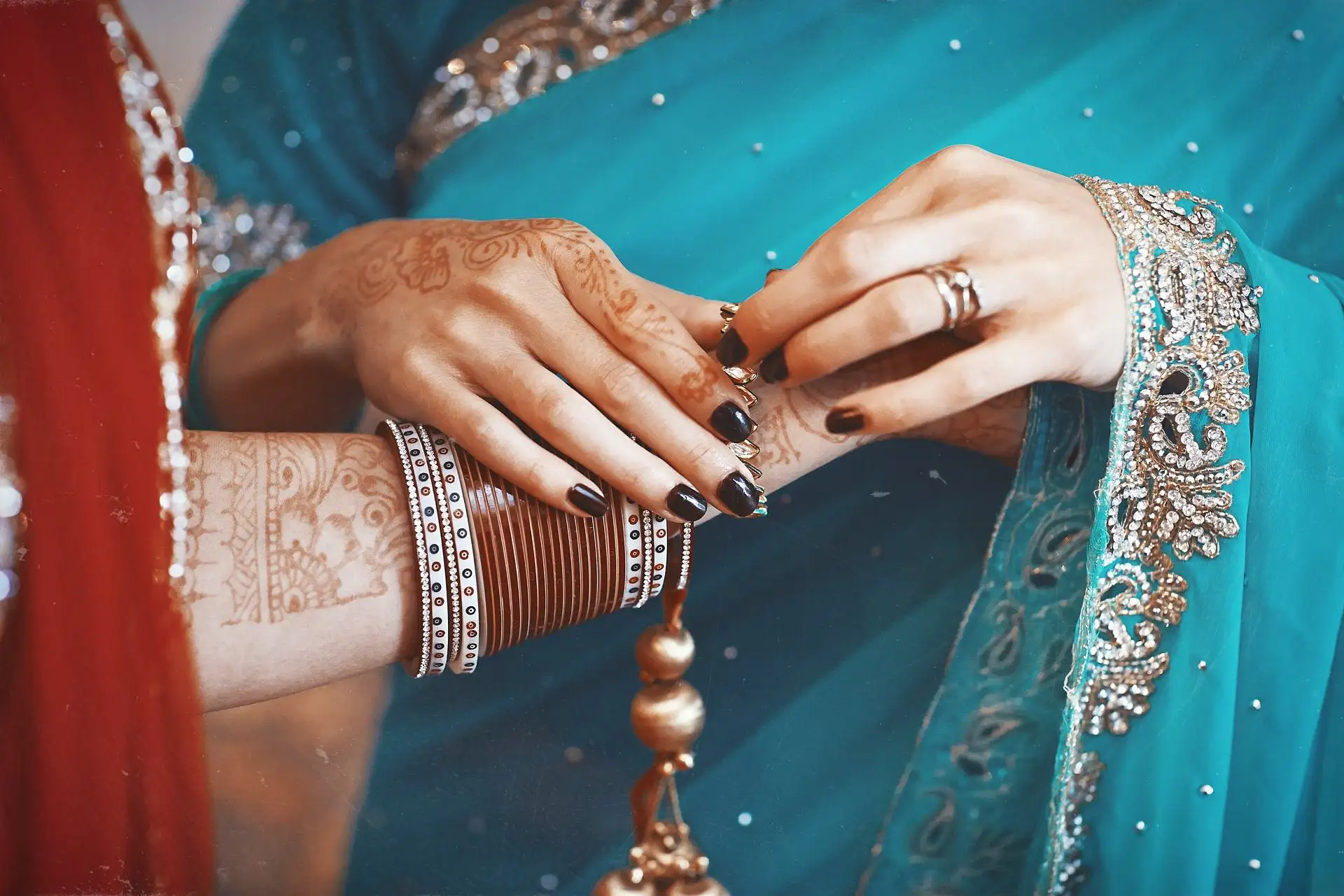 indian wedding in tuscany