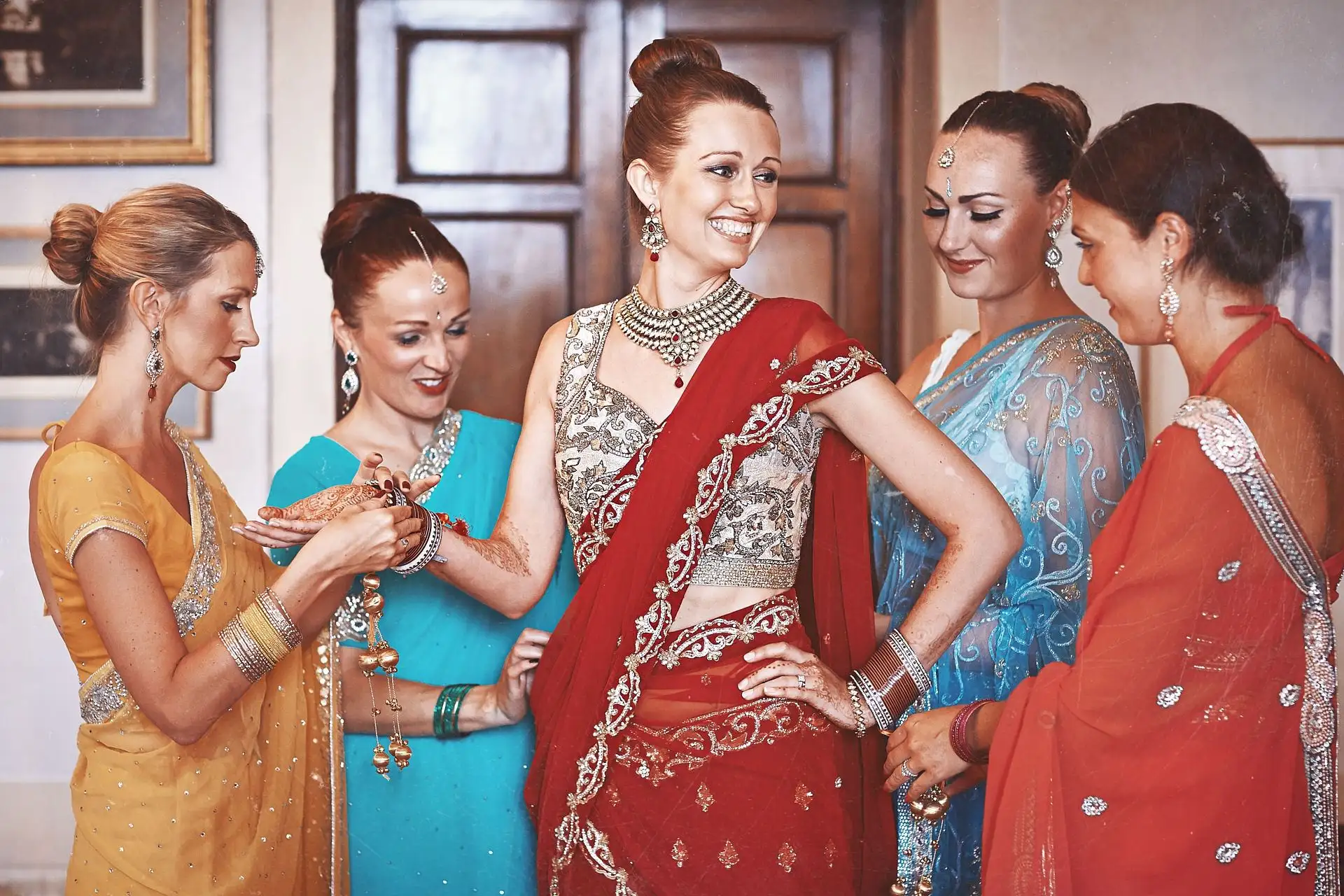indian wedding in tuscany