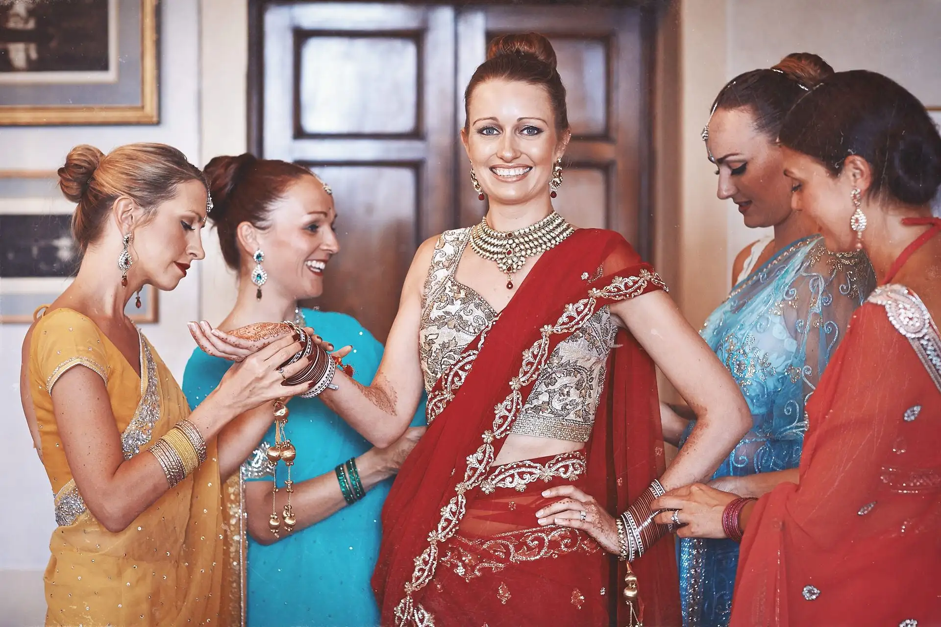 indian wedding in tuscany