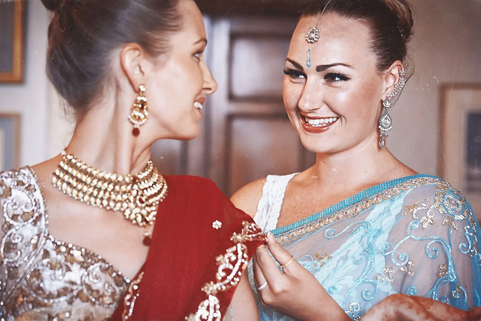 indian wedding in tuscany