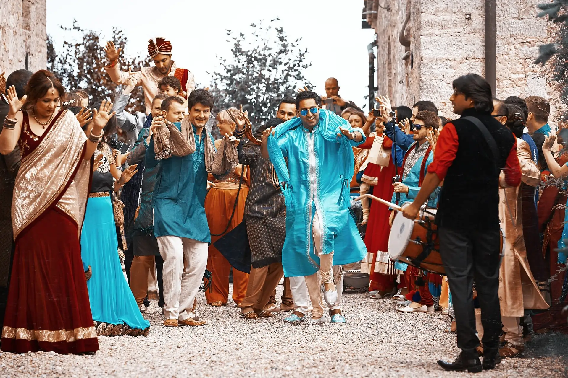 indian wedding in tuscany