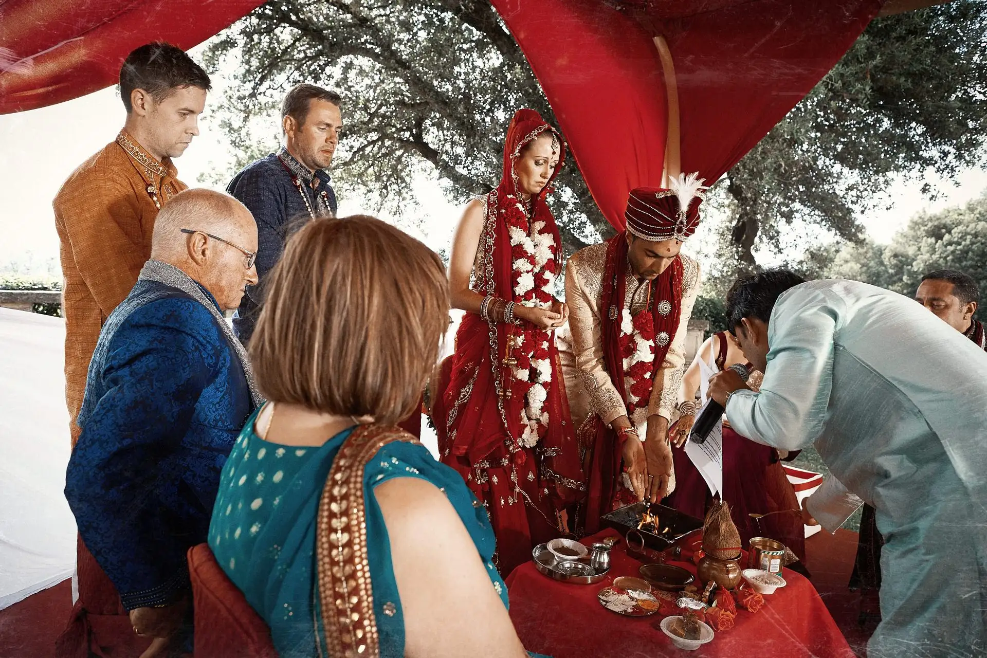 indian wedding in tuscany