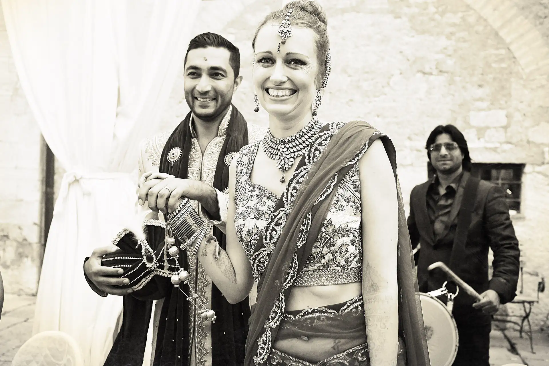 indian wedding in tuscany