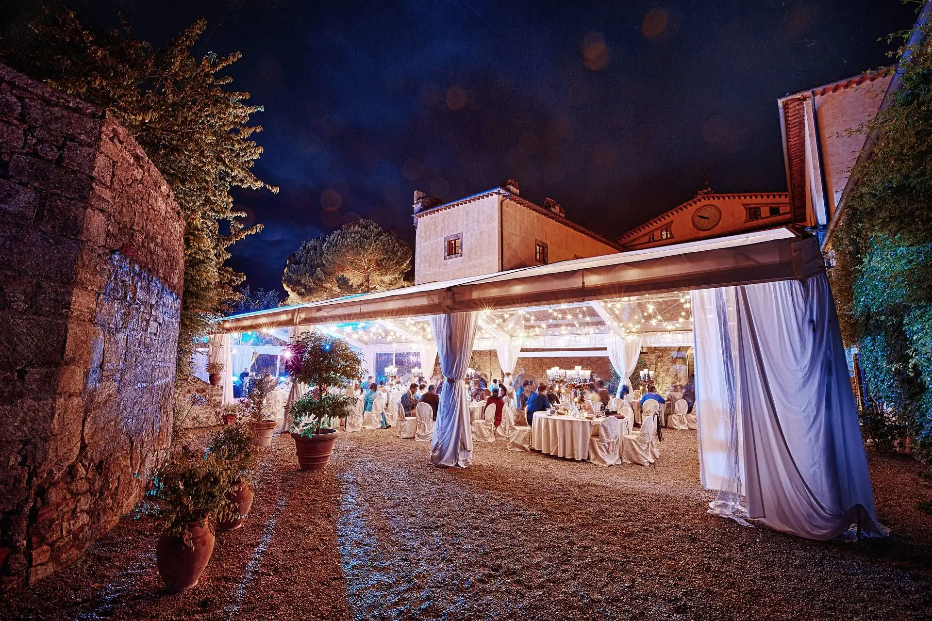 indian wedding in tuscany