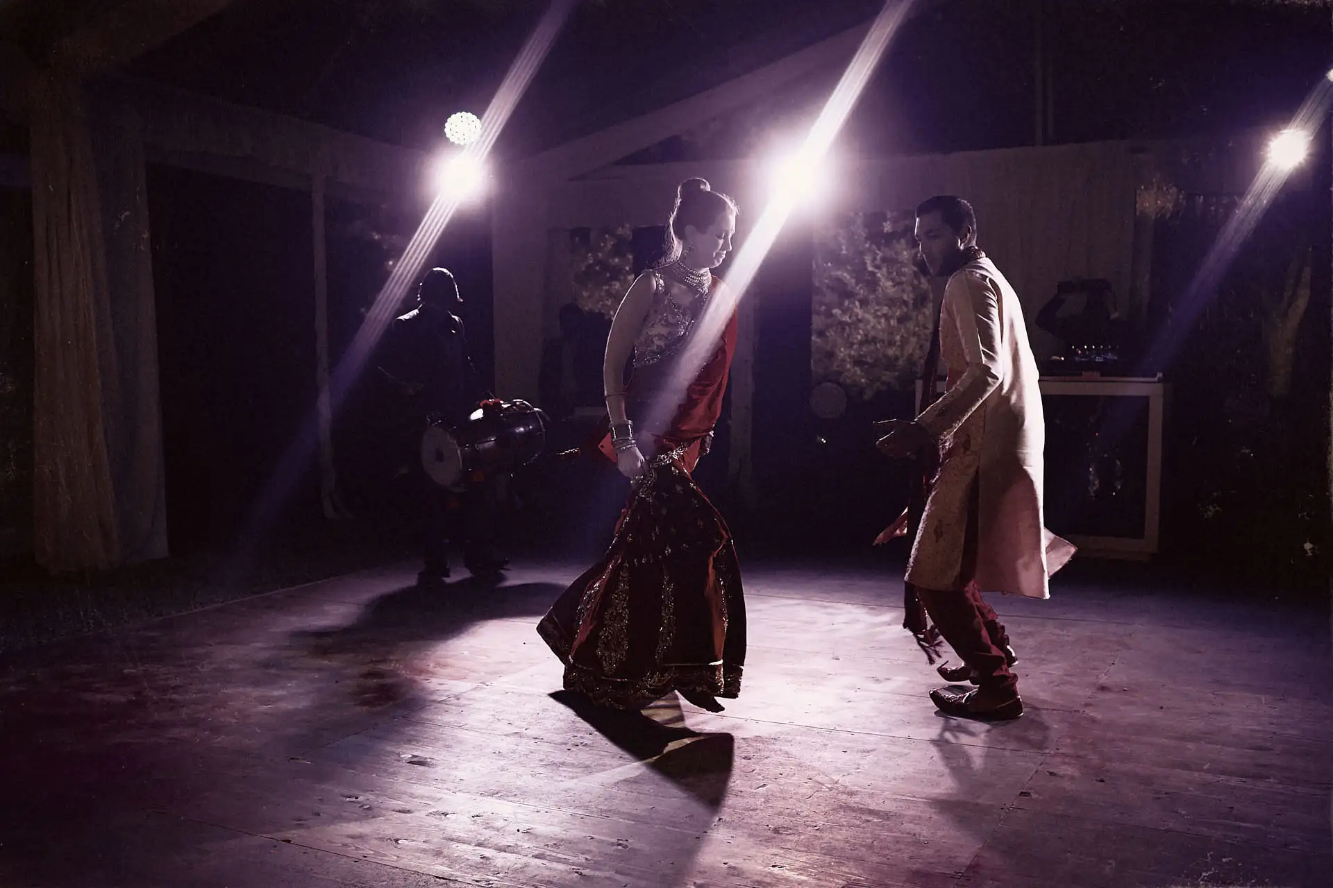 indian wedding in tuscany