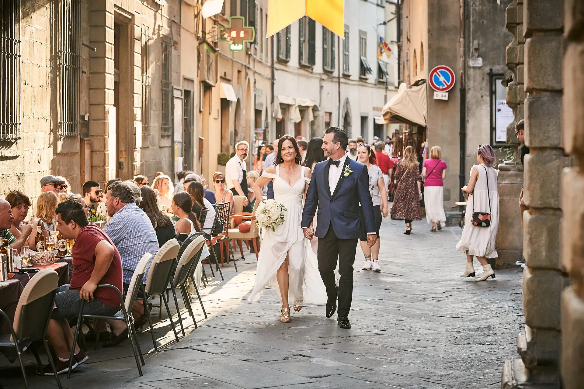 intimate villa di piazzano wedding
