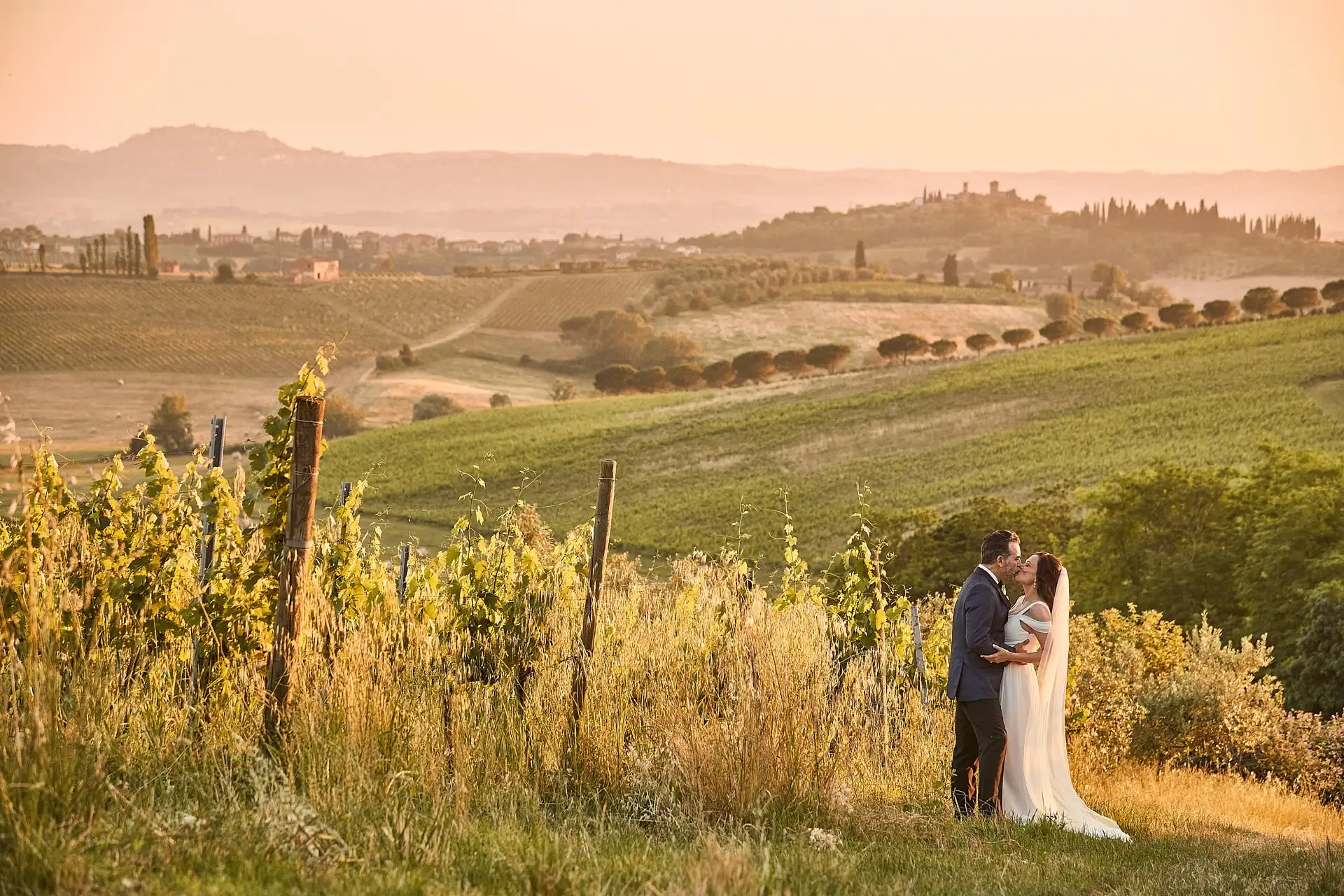 intimate villa di piazzano wedding
