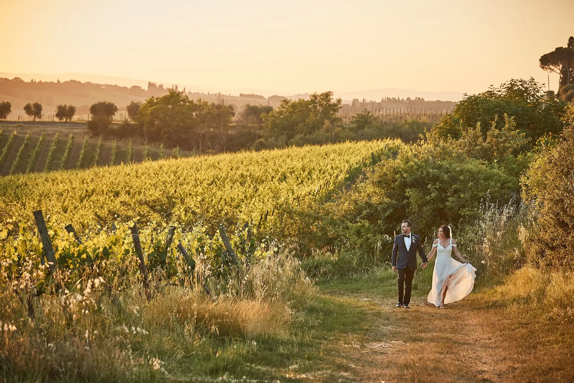 intimate villa di piazzano wedding
