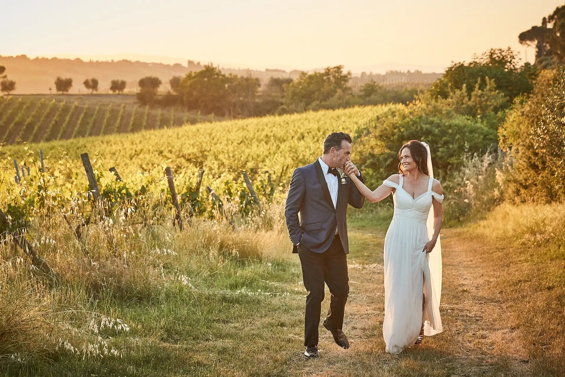 intimate villa di piazzano wedding