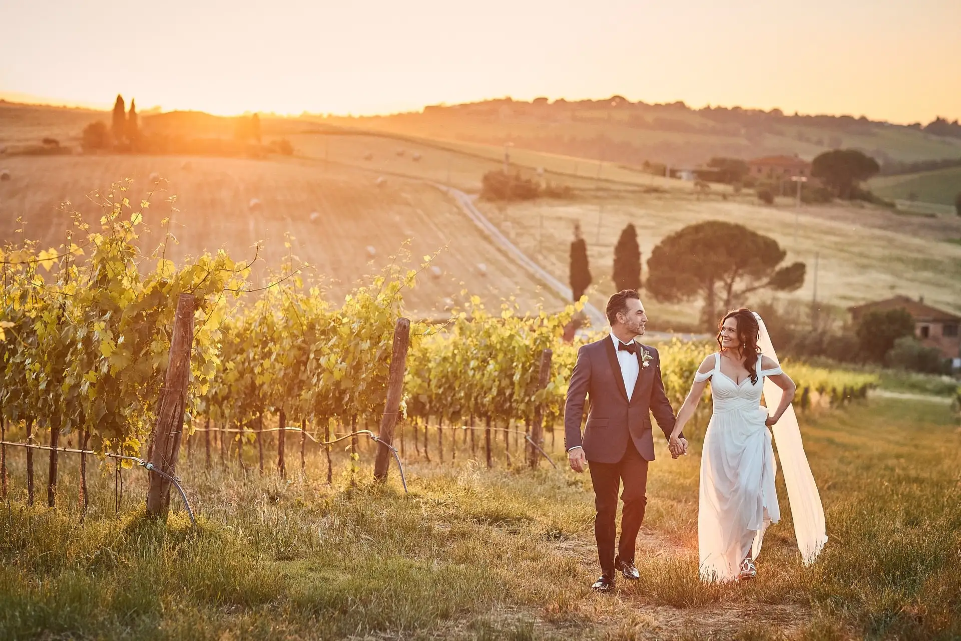 intimate villa di piazzano wedding