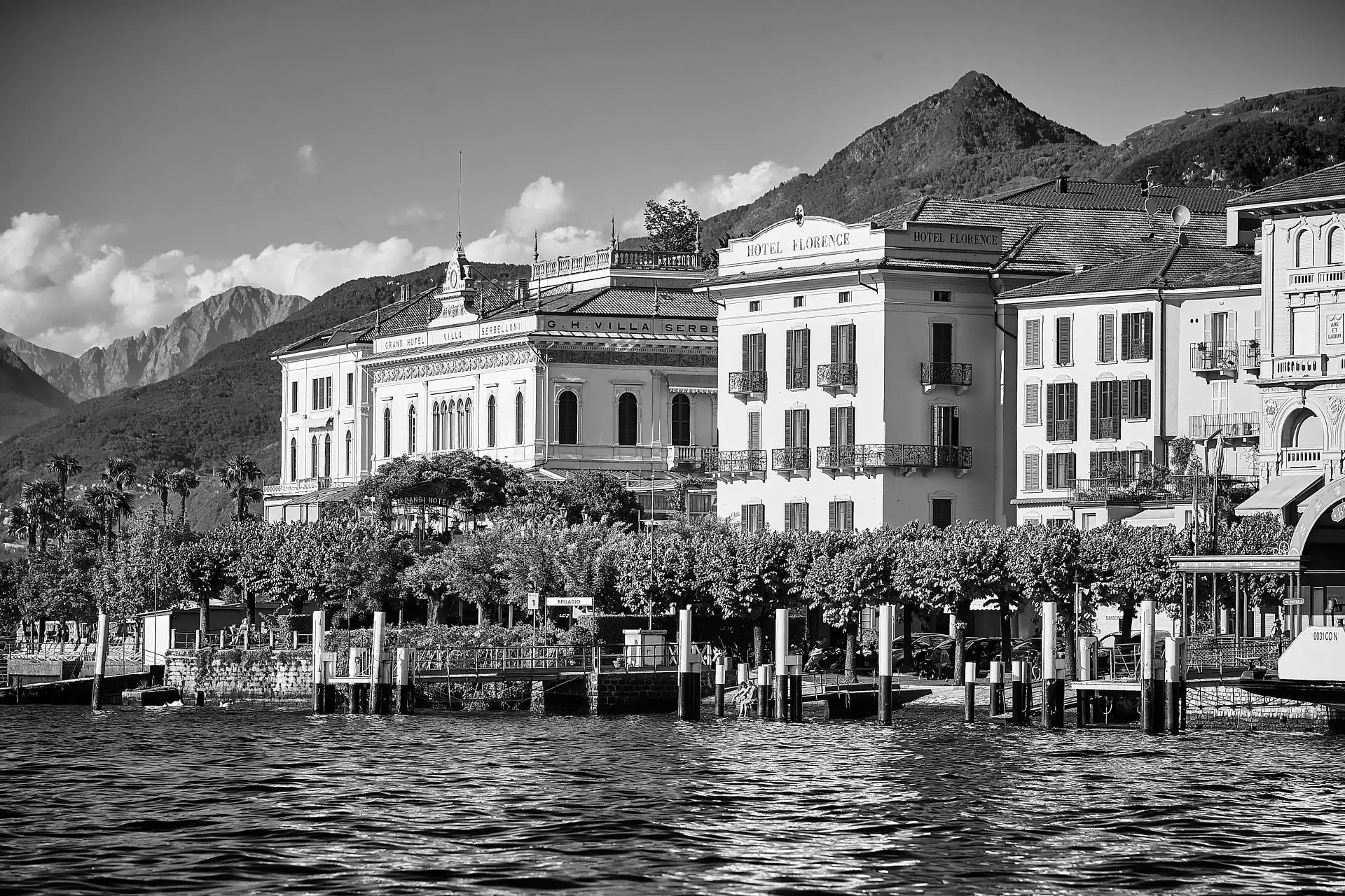 lake como elopement villa balbianello