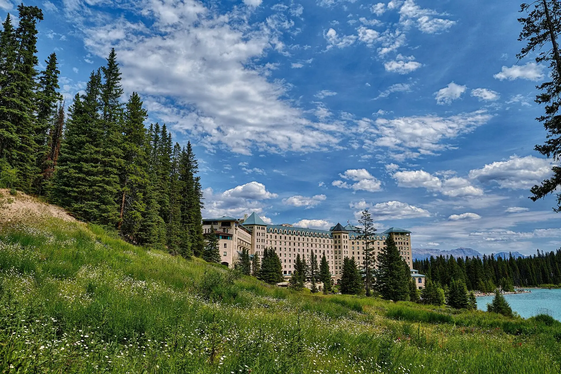 lake louise wedding fairmont chateau