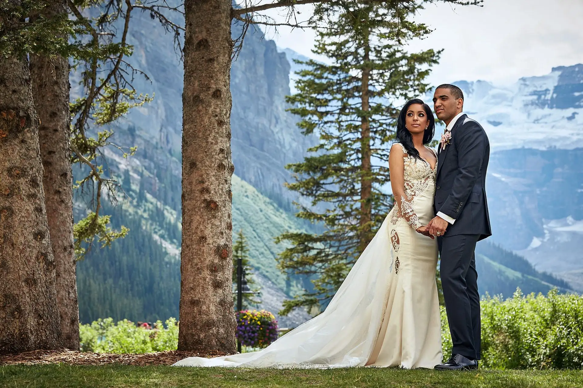 lake louise wedding fairmont chateau