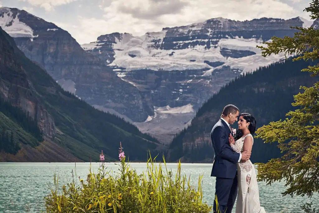 lake louise wedding fairmont chateau