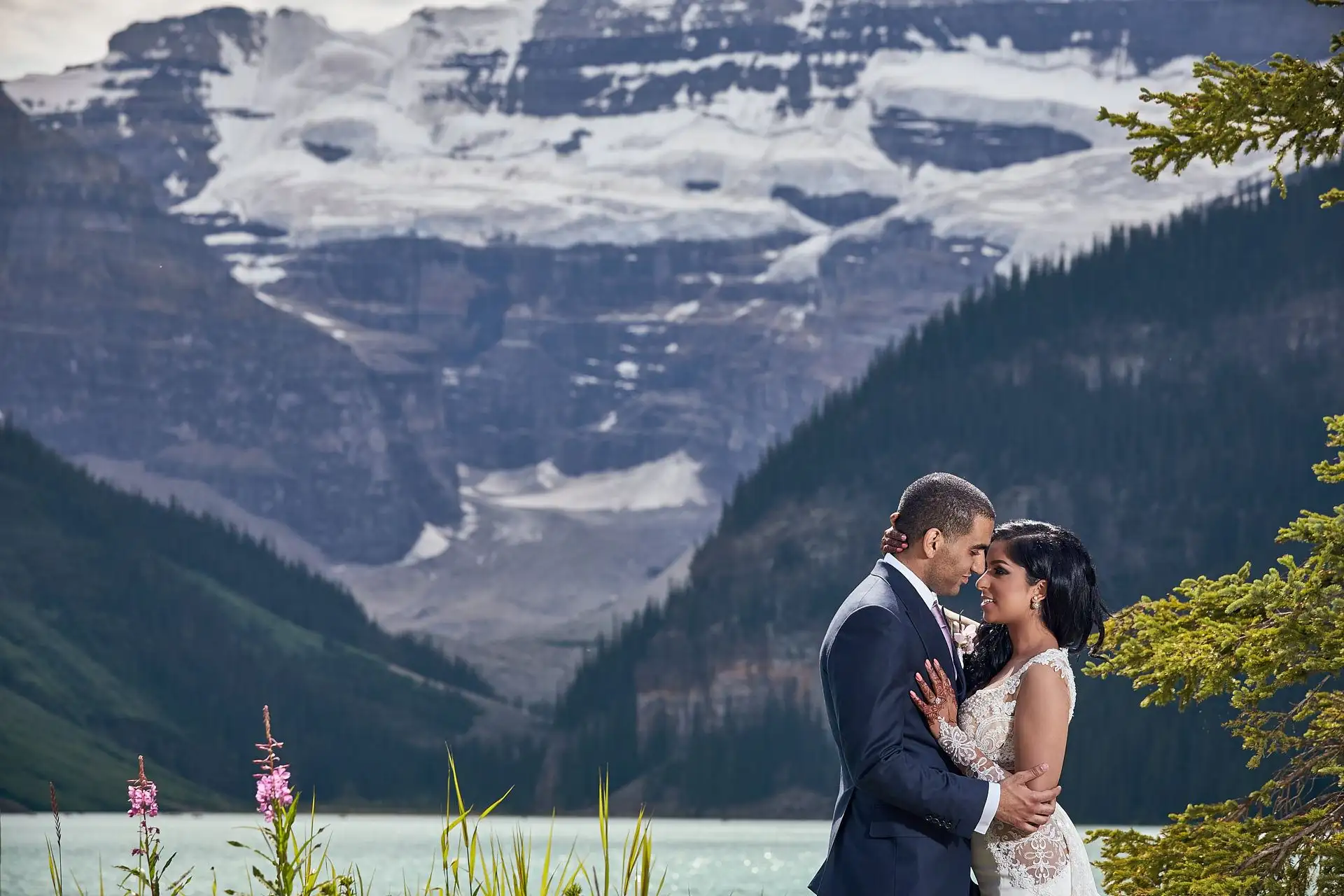 lake louise wedding fairmont chateau