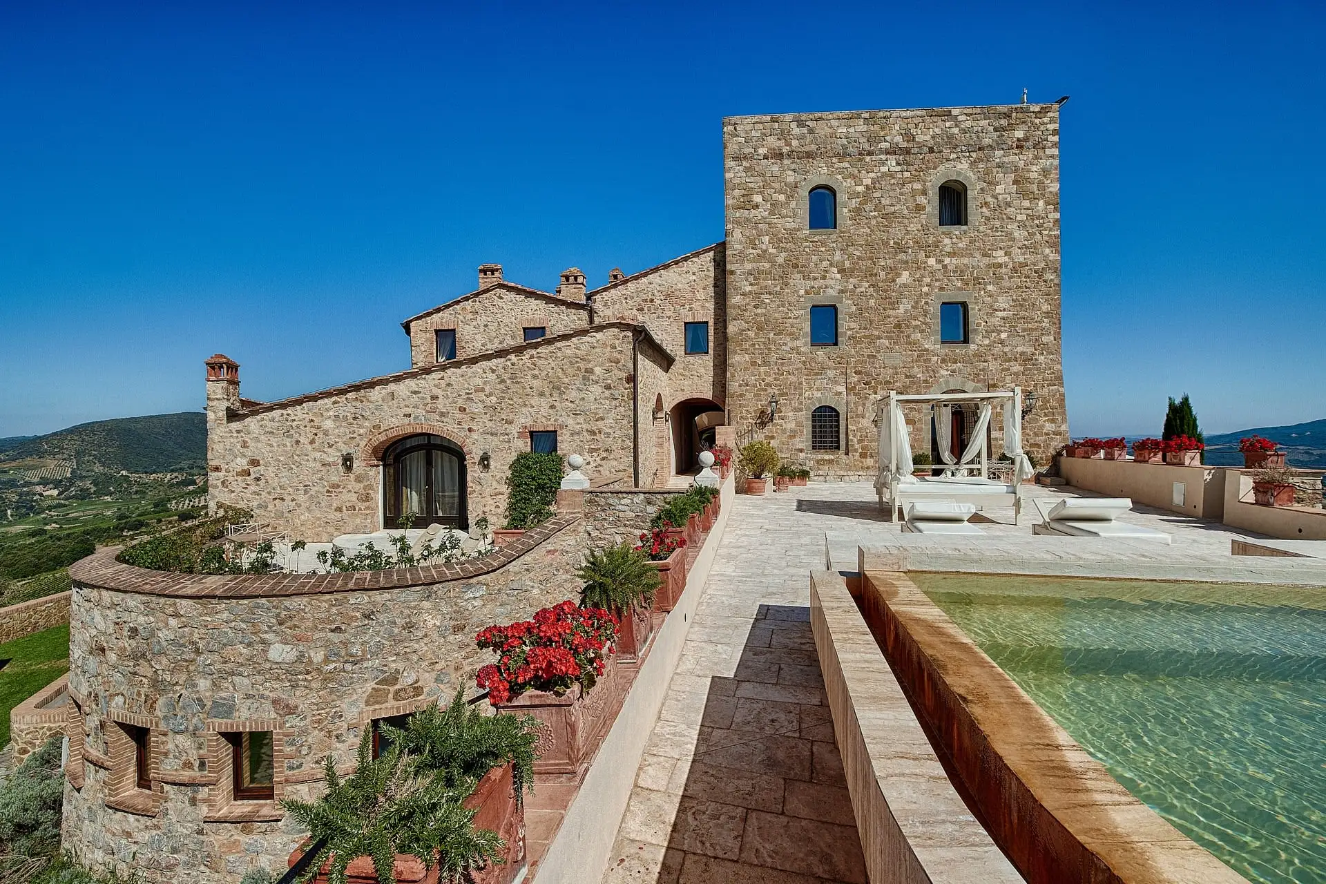 luxury castle wedding italy